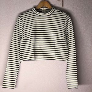 F21 crop top long sleeve